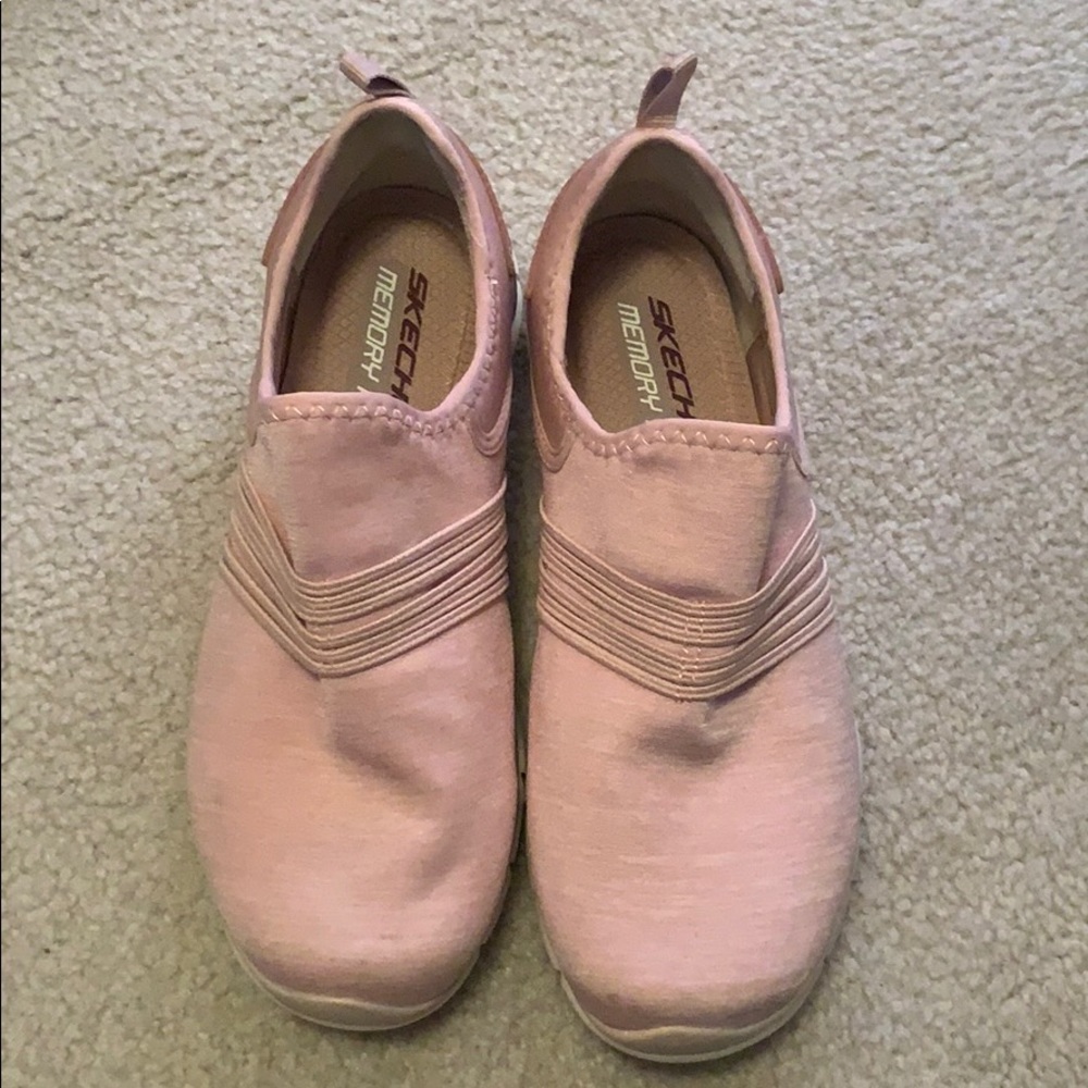 Sketchers Memory Foam Sneakers